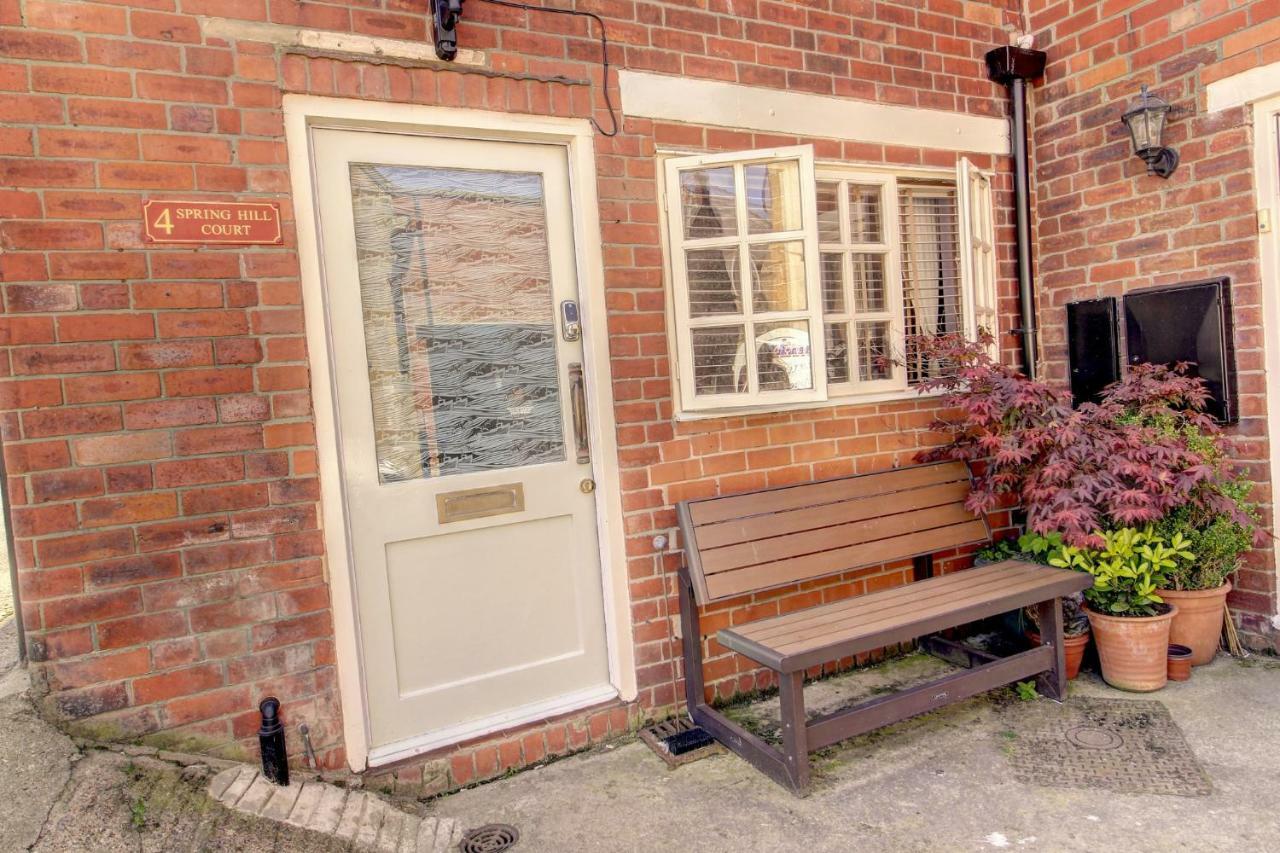 The Old Joiner'S Shop Apartment Whitby Bagian luar foto