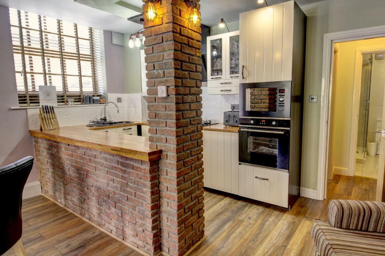 The Old Joiner'S Shop Apartment Whitby Bagian luar foto